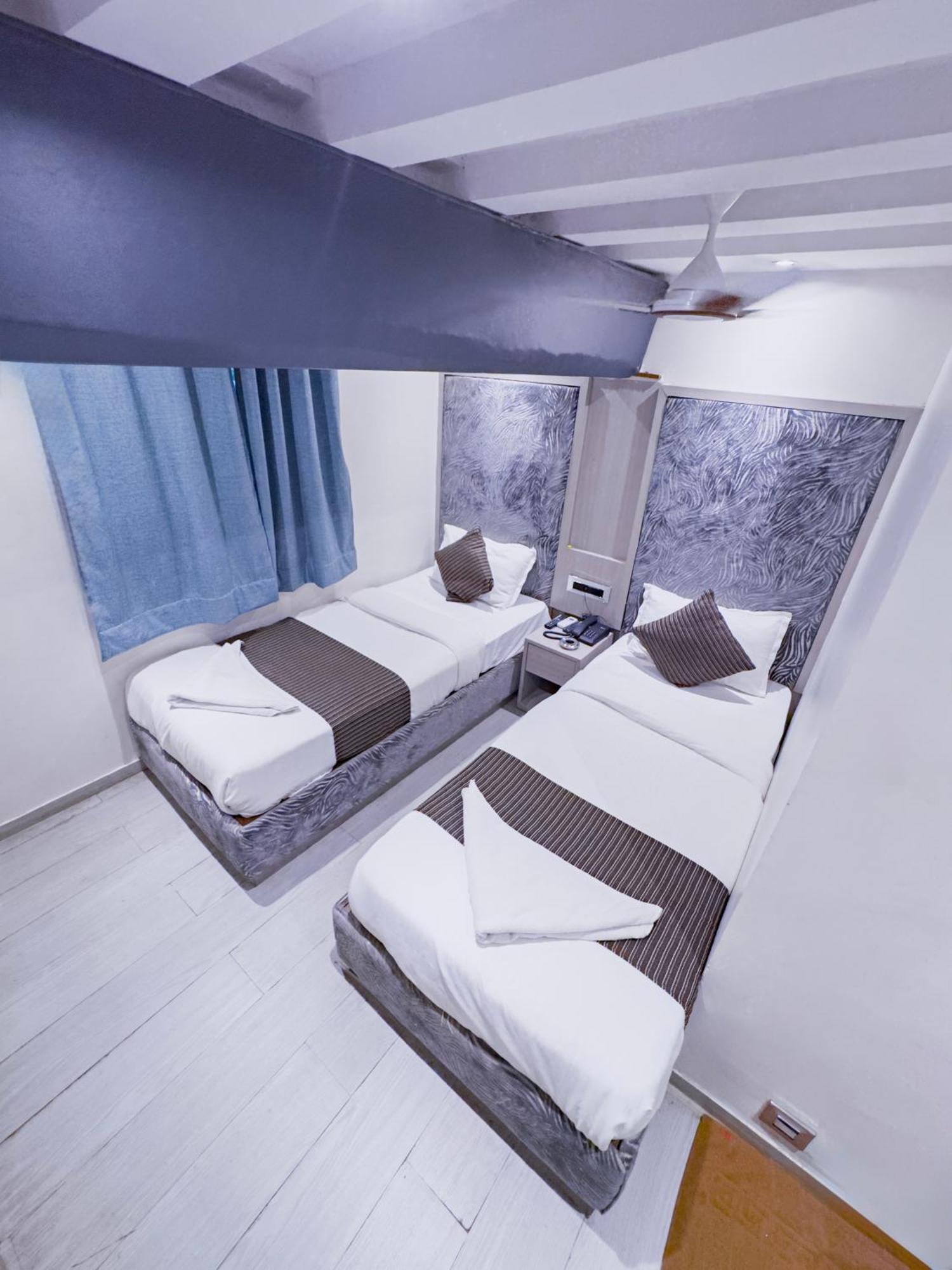 Hotel Winton Mumbai Exteriör bild