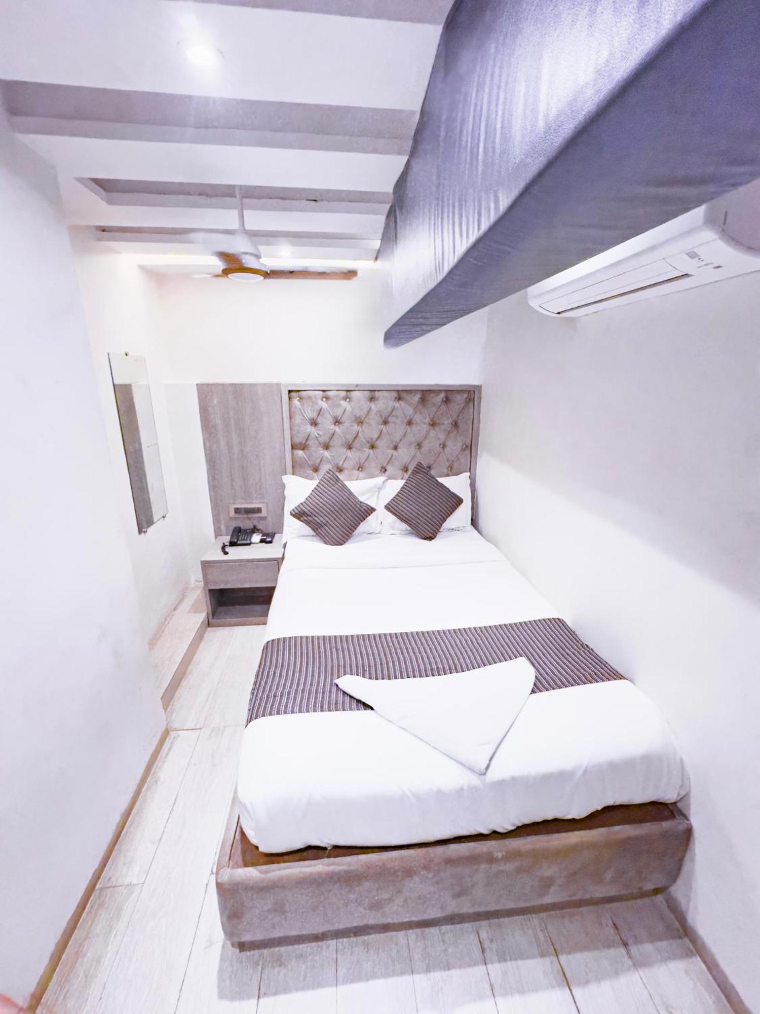 Hotel Winton Mumbai Exteriör bild