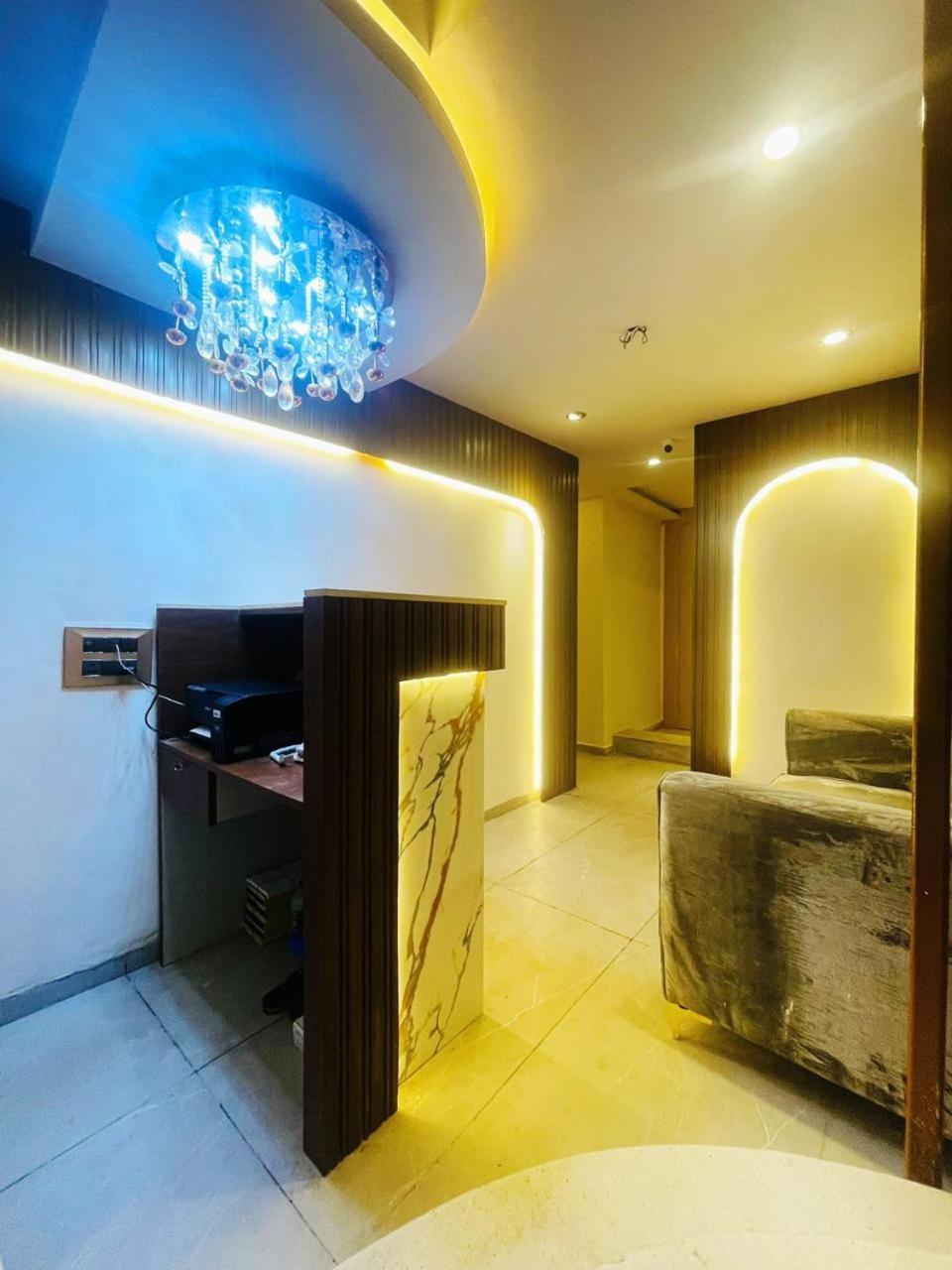 Hotel Winton Mumbai Exteriör bild